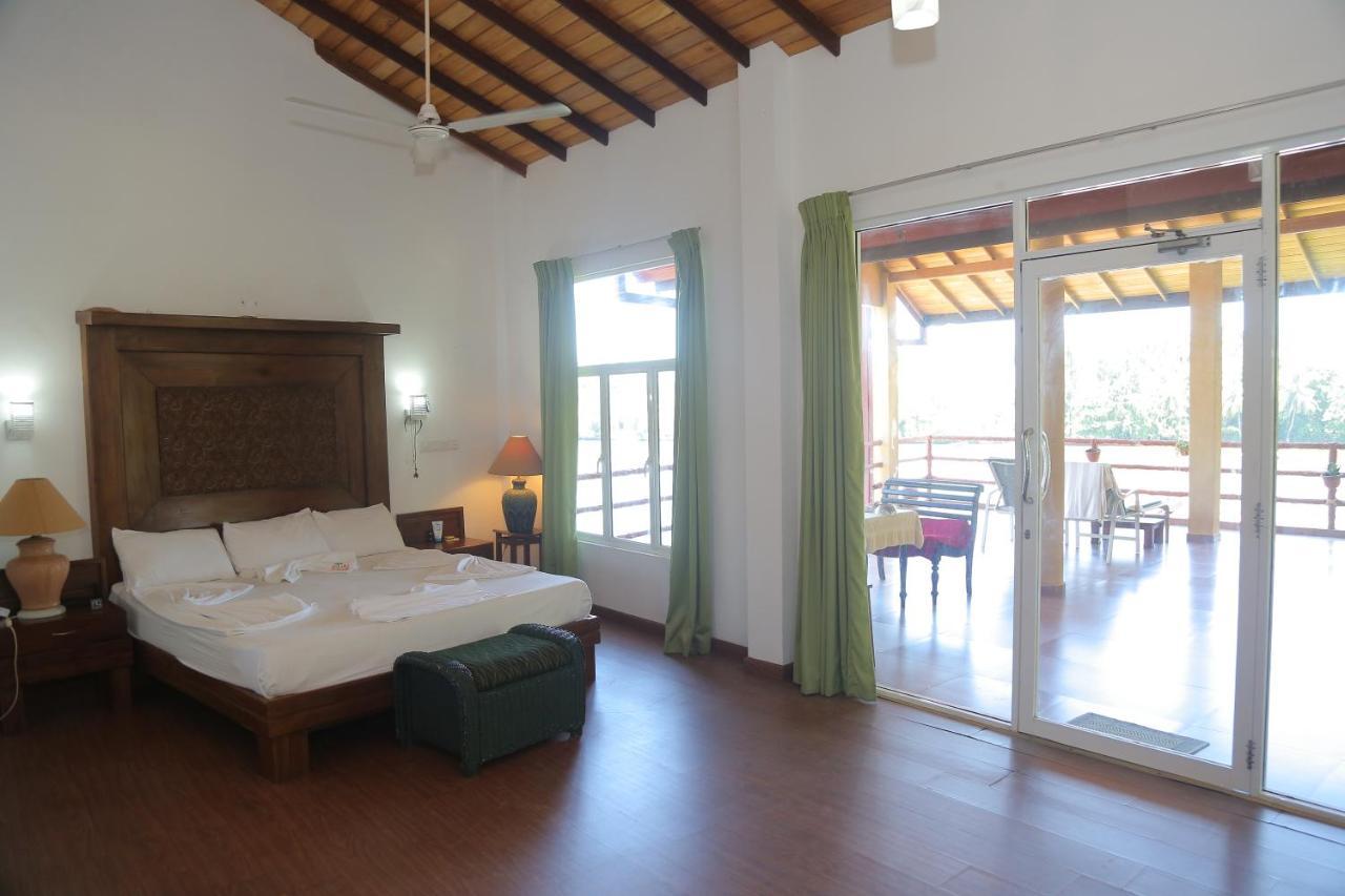 בנטוטה Laluna Ayurveda Resort מראה חיצוני תמונה