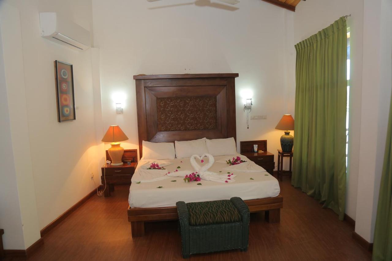 בנטוטה Laluna Ayurveda Resort מראה חיצוני תמונה