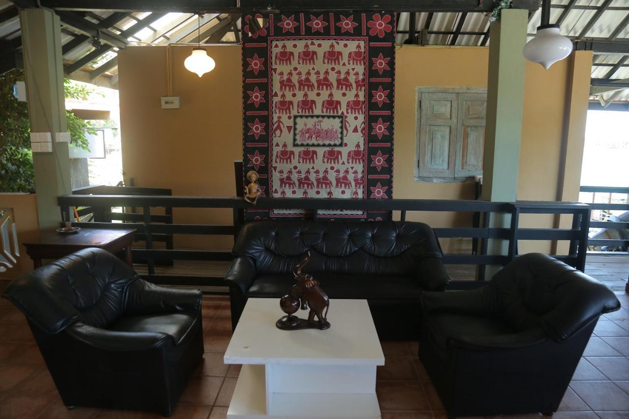 בנטוטה Laluna Ayurveda Resort מראה חיצוני תמונה