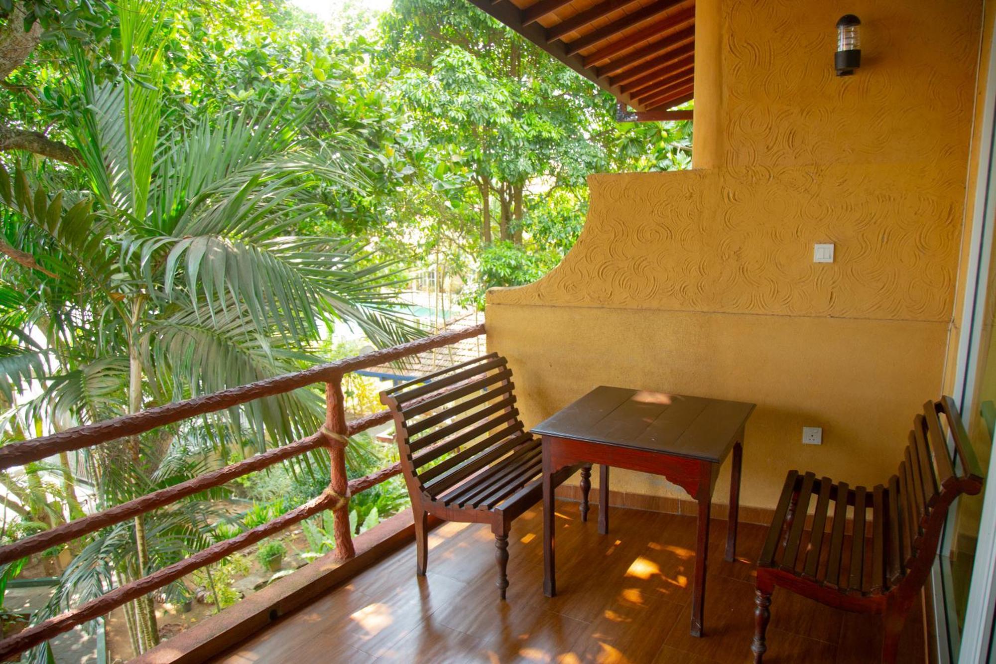 בנטוטה Laluna Ayurveda Resort מראה חיצוני תמונה