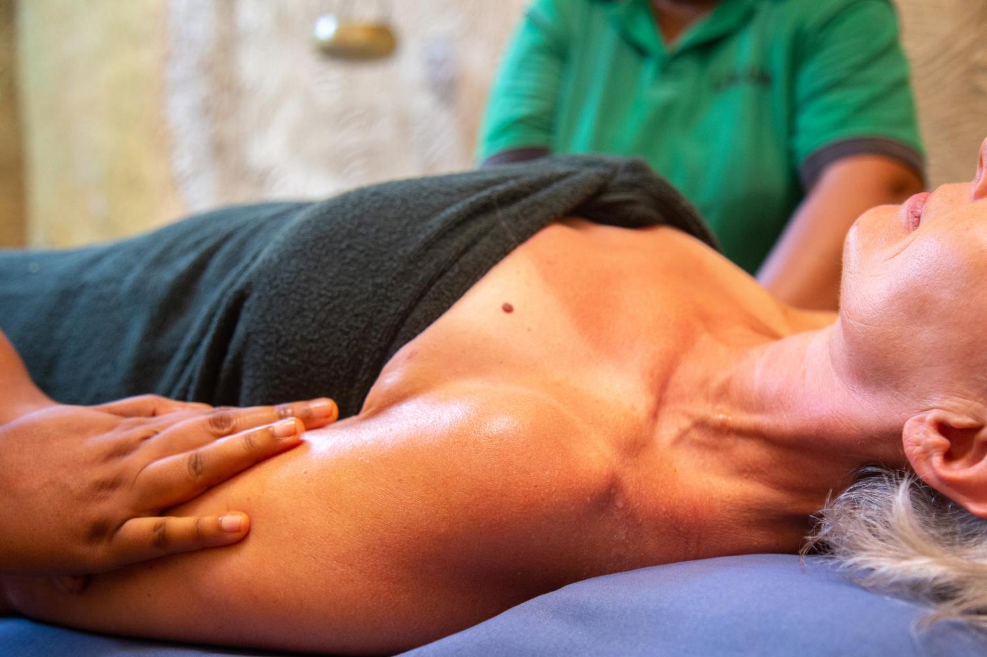 בנטוטה Laluna Ayurveda Resort מראה חיצוני תמונה